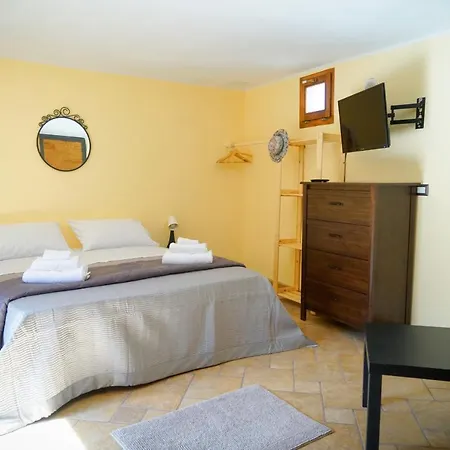 Casa Armando * Cleto