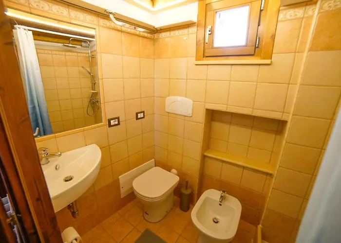 Alojamento de Acomodação e Pequeno-almoço Casa Armando *